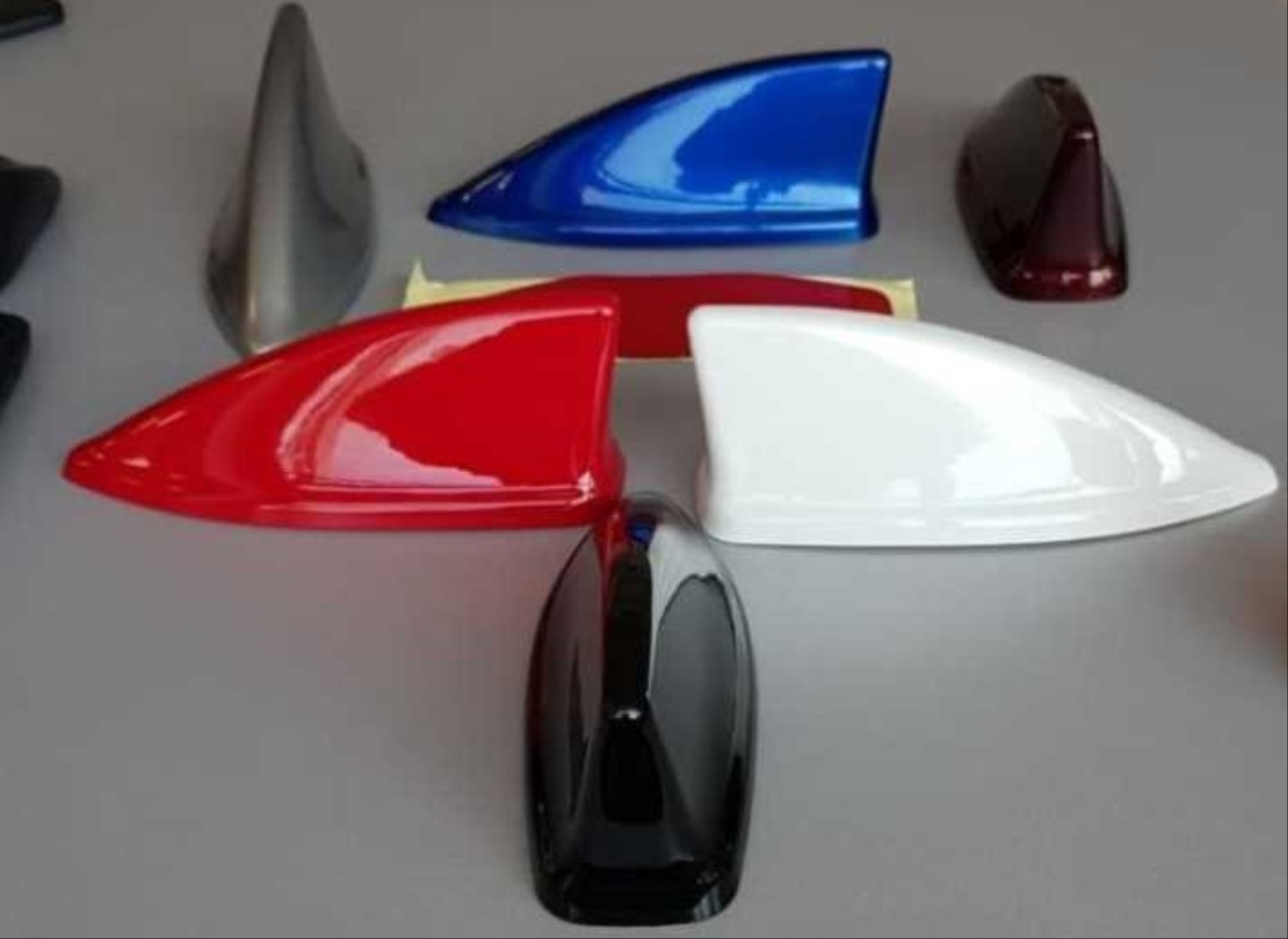 UNIVERSAL SHARK ANTENNA DARK GREY 