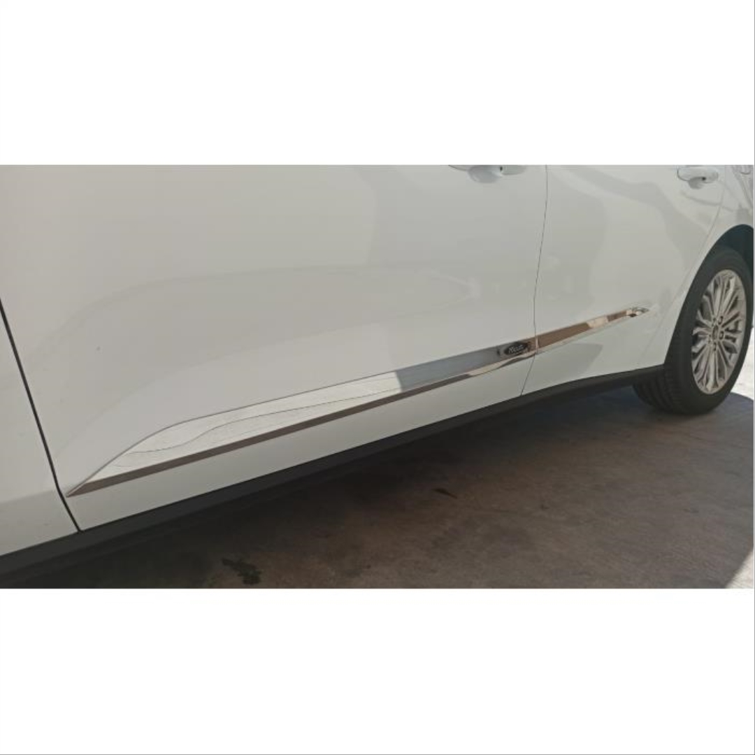 FOCUS  2019+ DOOR TRIM  GLOSS BLACK (BRIGHT BLACK) 