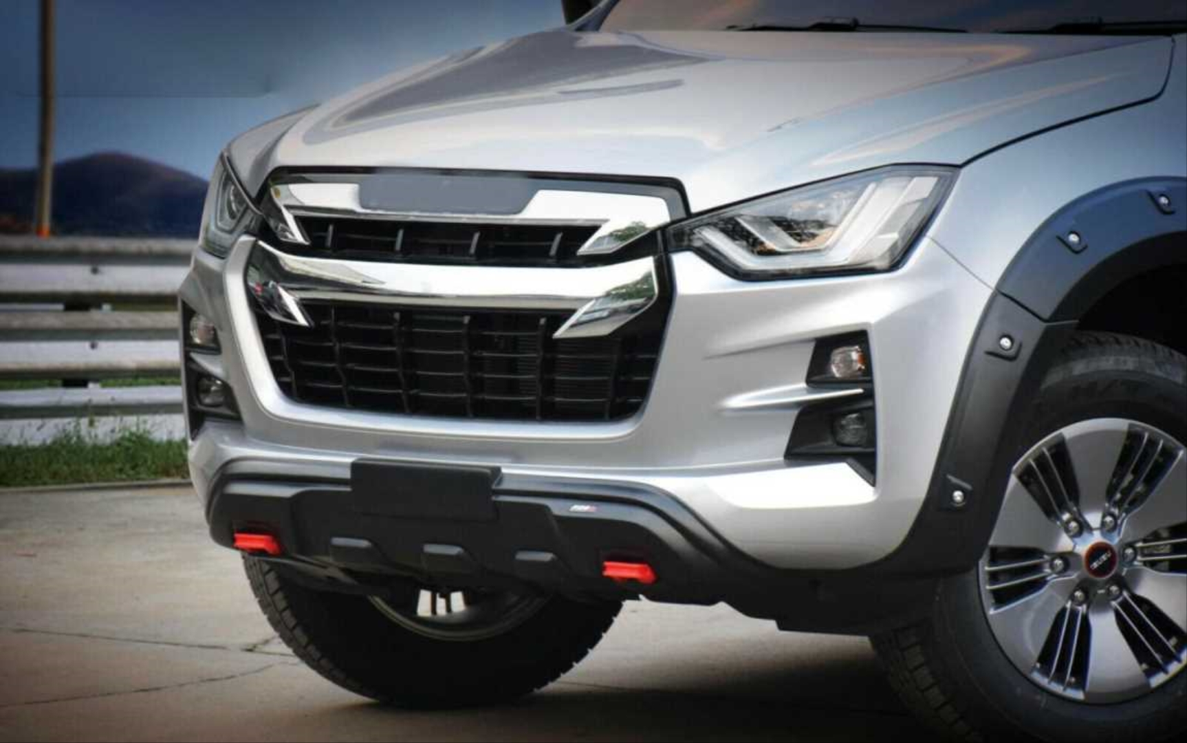  D-MAX  2020+ FRONT BUMPER   GUARD  