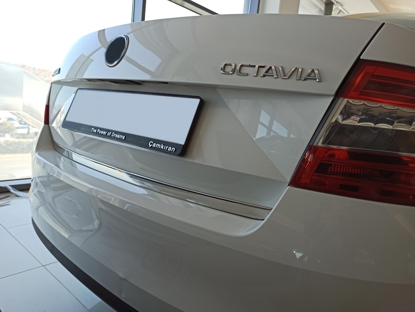  OCTAVIA 2015-2019  TRUNK TRIM CHROME