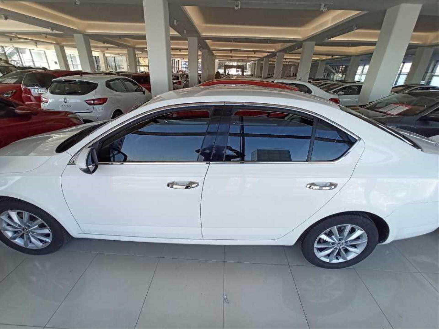  OCTAVIA 2015-2019  WINDOW FRAME CHROME  