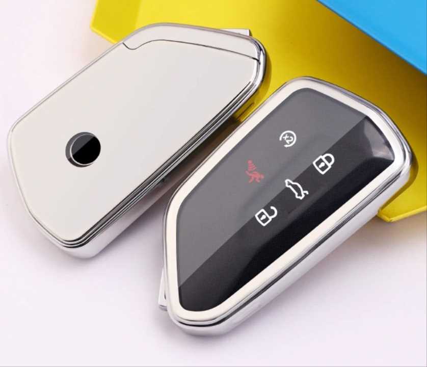  GOLF 8  KEY COVER  (ABS) - SILVER